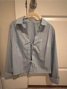 Abercrombie & Fitch Light Blue Tie-Front Collared Blouse
